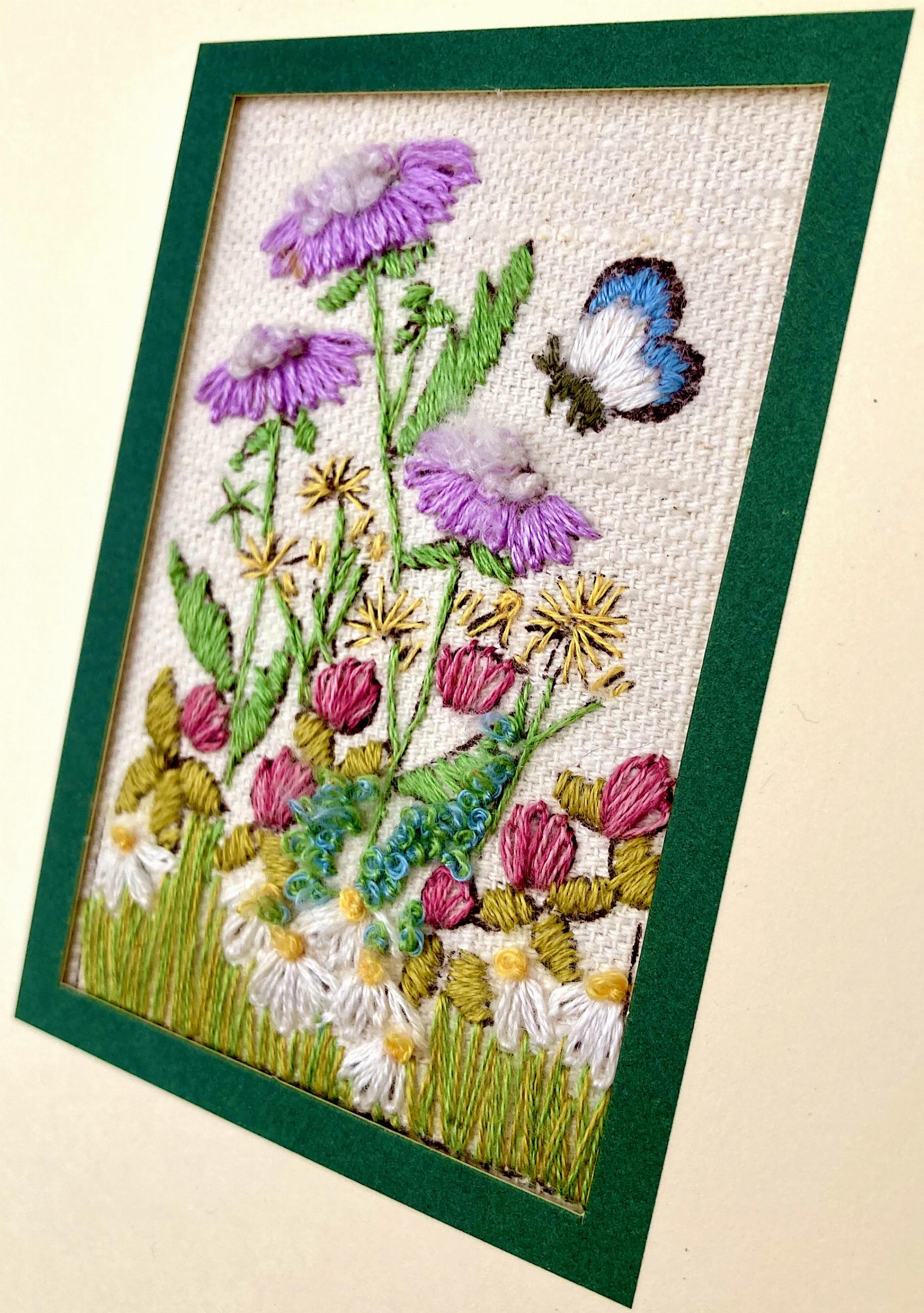 Meadow Flowers mini Embroidery Kit